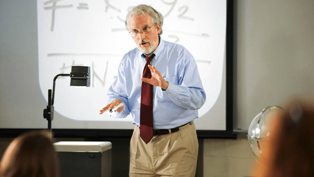 Using Projector and Online Whiteboards in classrooms to reduce paper wastage